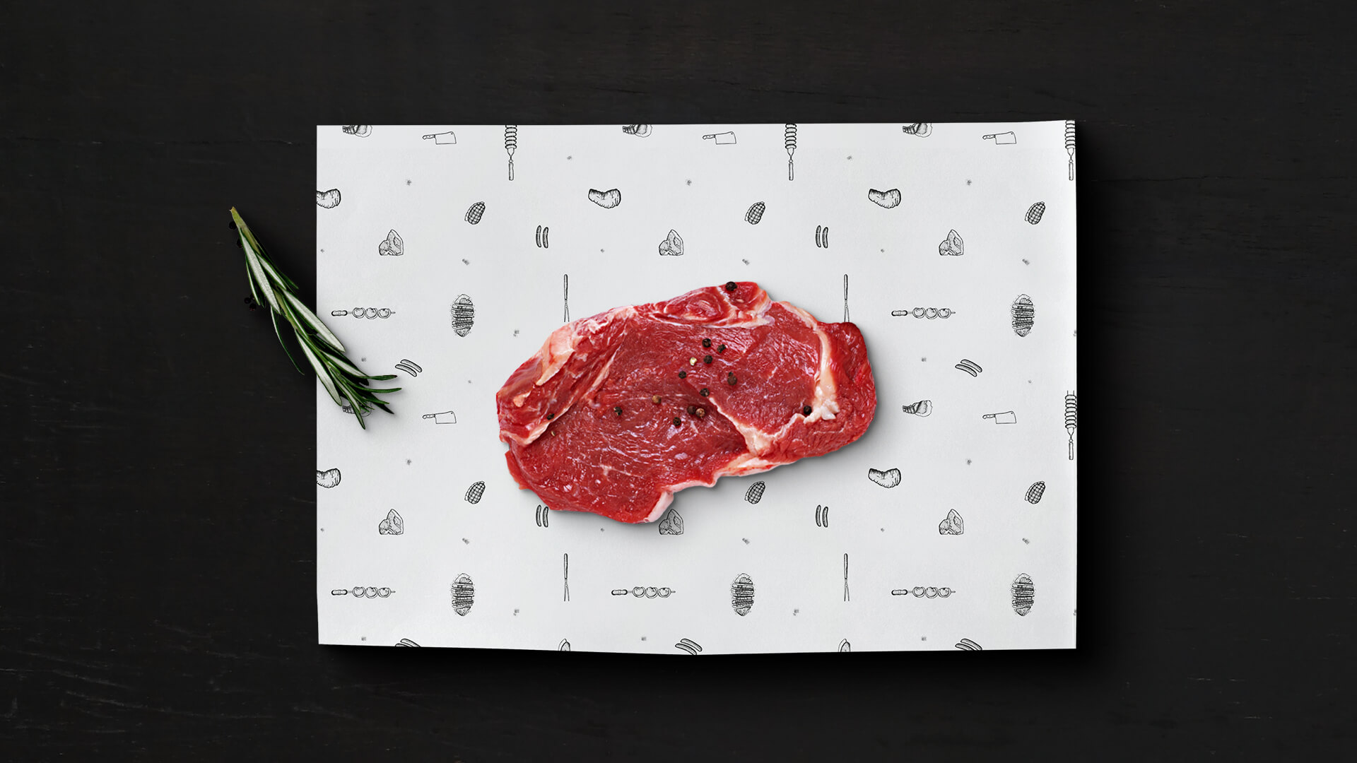 carne crua sobre papel personalizado acougue aniceto
